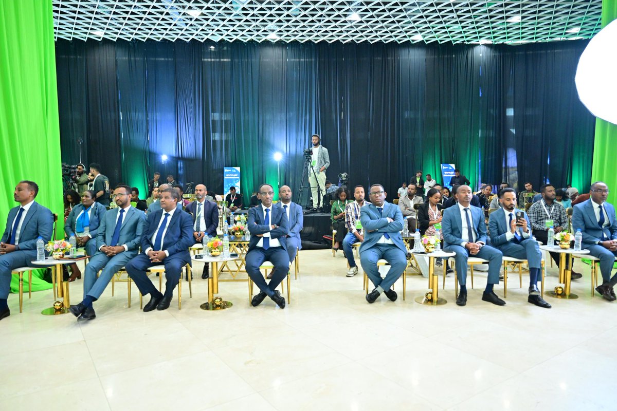 telebirr's tweet photo. Congratulations!
We are excited to announce that our company has completed its 2024/25 budget year plan and its three-year #LEADGrowth Strategy with outstanding business performance!
1/8 https://t.co/gRZyrMWB5f