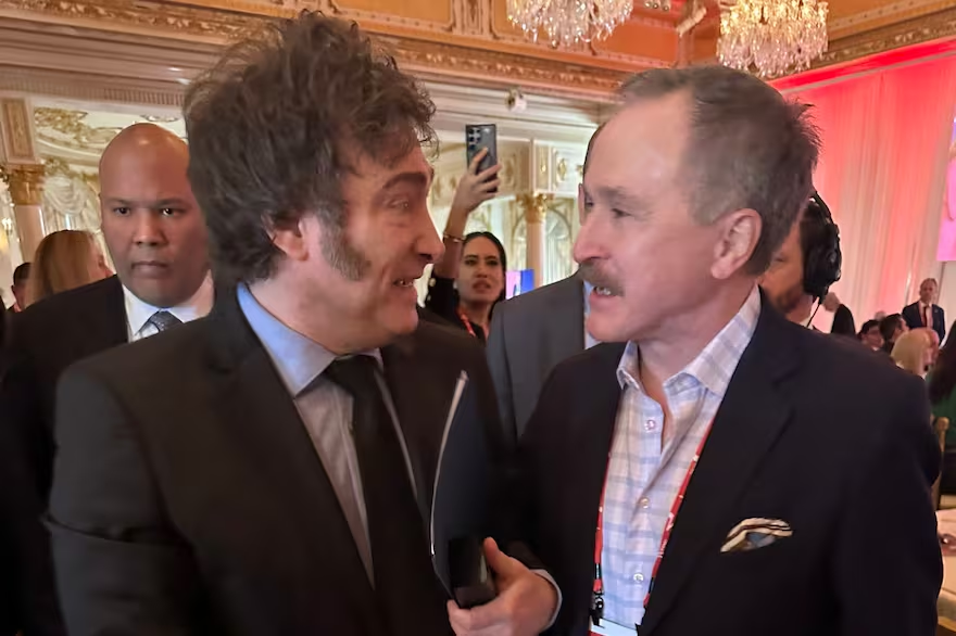 LA NACION (@lanacion) on Twitter photo La postulación de Lamelas complica el equilibrio que el Gobierno busca entre Estados Unidos y China | por Jaime Rosemberg (<a href="/JaimeRosemberg/">Jaime Rosemberg</a>)
lanacion.com.ar/politica/la-po… La postulación de Lamelas complica el equilibrio que el Gobierno busca entre Estados Unidos y China | por Jaime Rosemberg (<a href="/JaimeRosemberg/">Jaime Rosemberg</a>)
lanacion.com.ar/politica/la-po…