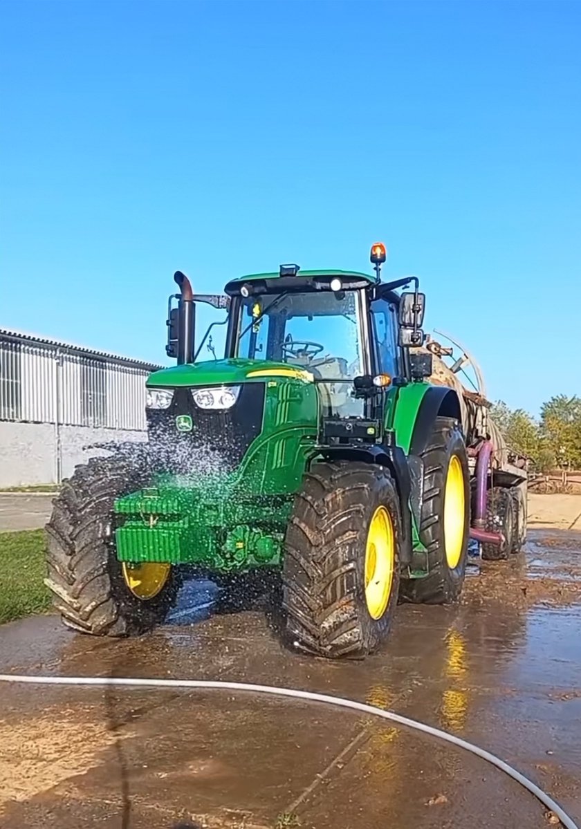 KenzieMarieInWA's tweet image. Giving my baby a bath...
It's been a long time coming!