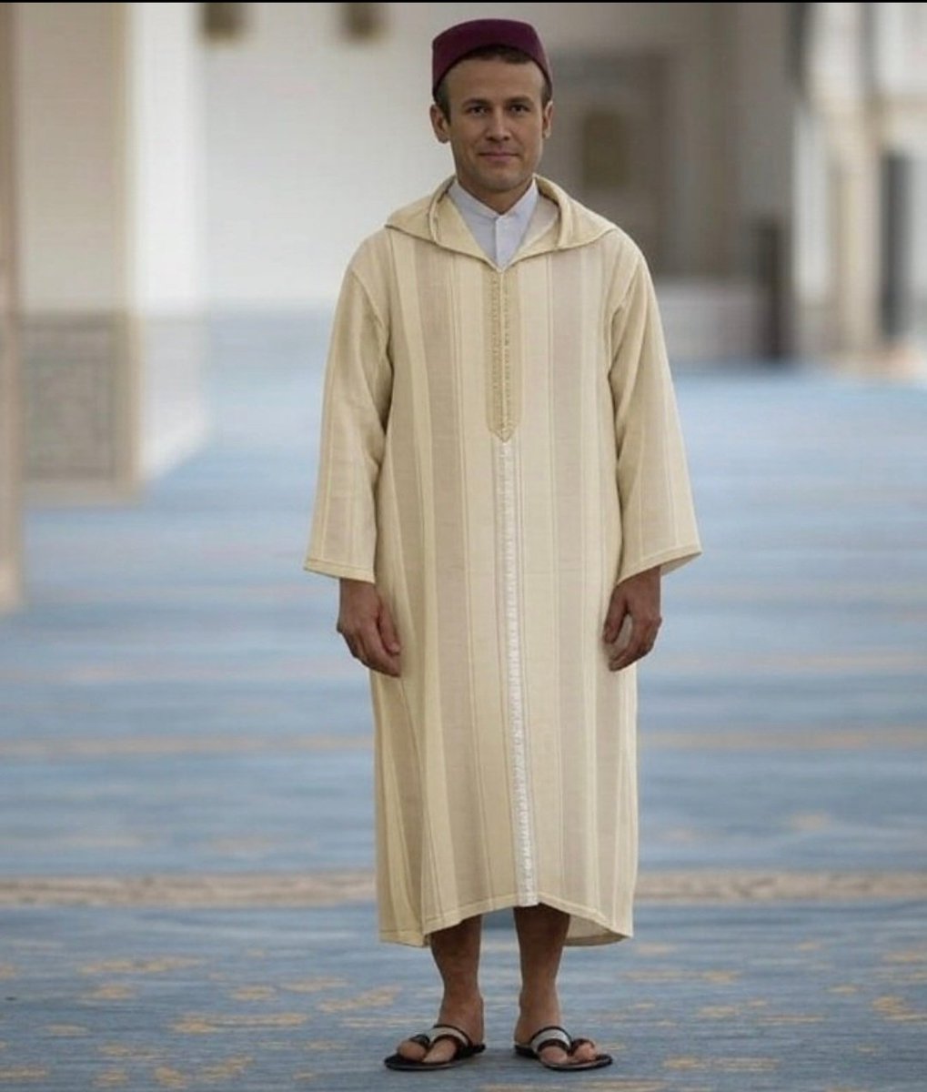 Clovis Lutece (@clovislutecefr) on Twitter photo +++ Dernière minute ! 📣
<a href="/EmmanuelMacron/">Emmanuel Macron</a> le banquier islamo-collabo qui fait office de Président (malheureusement) en France, s'apprête au nom de la France, à reconnaître la Palestine comme État en Septembre !
Scandaleux lorsque l'on sait que ce territoire pourri est truffé +++ Dernière minute ! 📣
<a href="/EmmanuelMacron/">Emmanuel Macron</a> le banquier islamo-collabo qui fait office de Président (malheureusement) en France, s'apprête au nom de la France, à reconnaître la Palestine comme État en Septembre !
Scandaleux lorsque l'on sait que ce territoire pourri est truffé