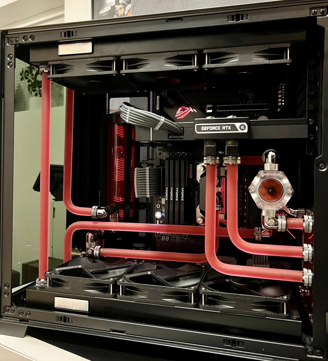 Water cooled or air cooled, which is better?

💻 hdopti.com