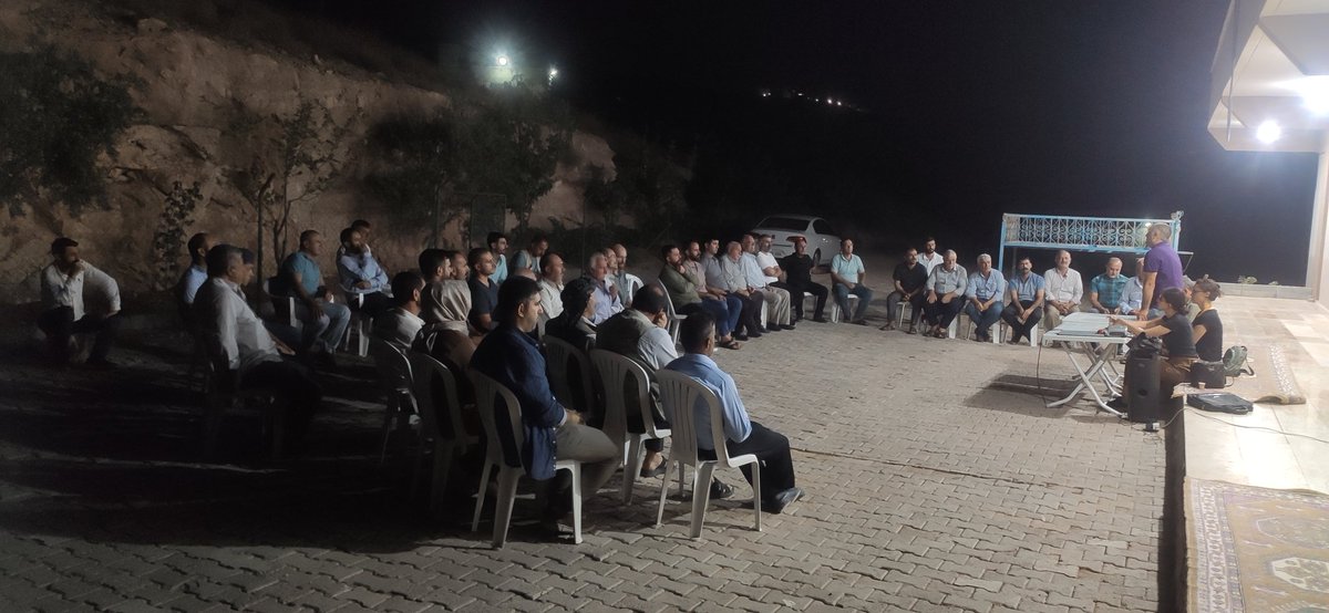 dempartikarakop's tweet image. Karaköprüye bağlı Aşık koyünde Barış ve Demokratik Toplum inşasında halkımızla buluştuk. Süreç hakkında halkımızın görüş ve önerilerini dinledik.
@DEMGenelMerkezi