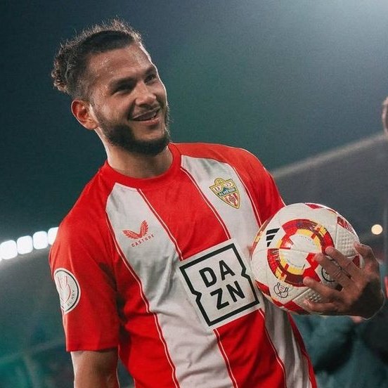leuropefootball's tweet image. Sporting CP, Luis Javier Suarez'in transferi için Almeria ile 25 milyon euro + satıştan %10 pay karşılığında anlaşmaya vardı.
(@FabrizioRomano)