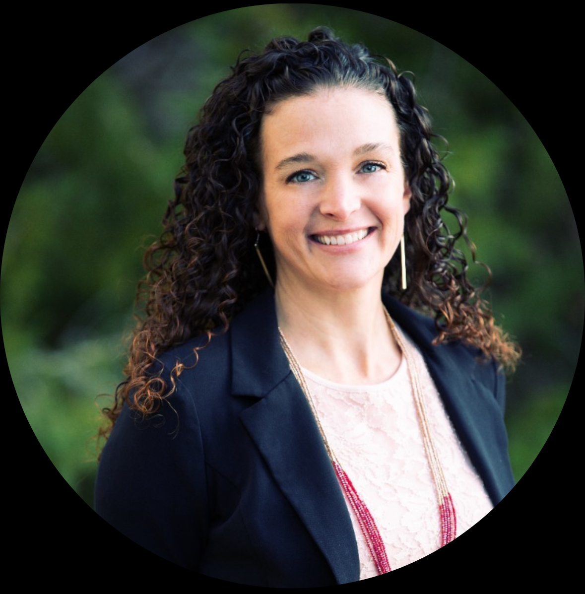 🌟 If you happen to see our incredible Executive Director Christina today, be sure to congratulate her on eight remarkable years of service to Citrus County Blessings. Her unwavering dedication has made a lasting impact, and we couldn’t be more grateful!