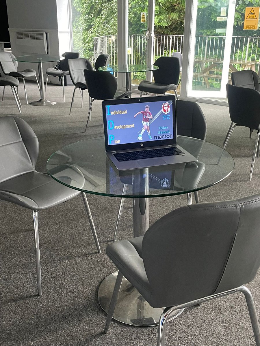 Boys Foundation Phase News🗞️ 

Our U9s along with their parent/carers had their IDP evening tonight.

An opportunity for our coaching staff to give feedback to our players regarding their development in 👇 

⭐️Technical 
⭐️Tactical 
⭐️Physical 
⭐️Psychological

#WinnersDoMore