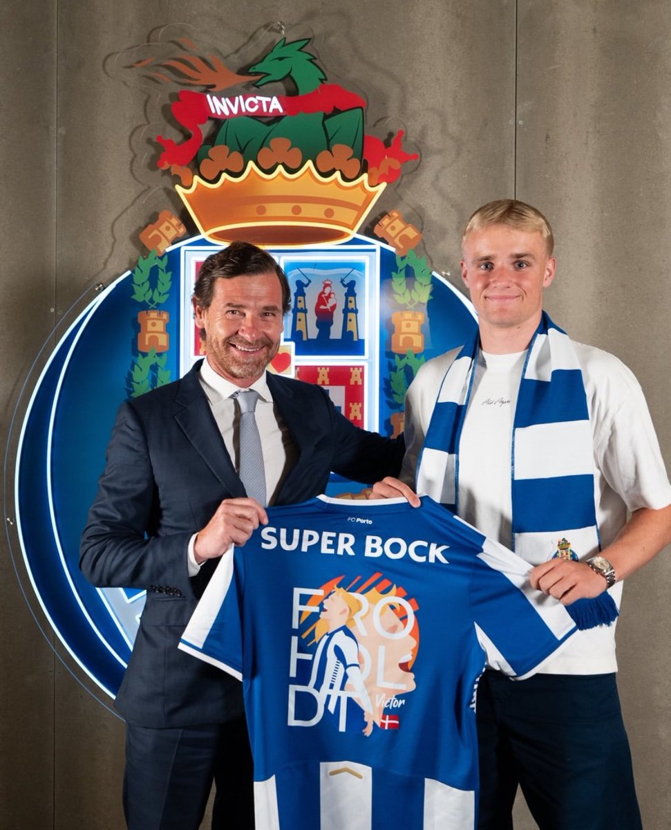 👀😌 Enjoy him, <a href="/FCPorto/">FC Porto</a>