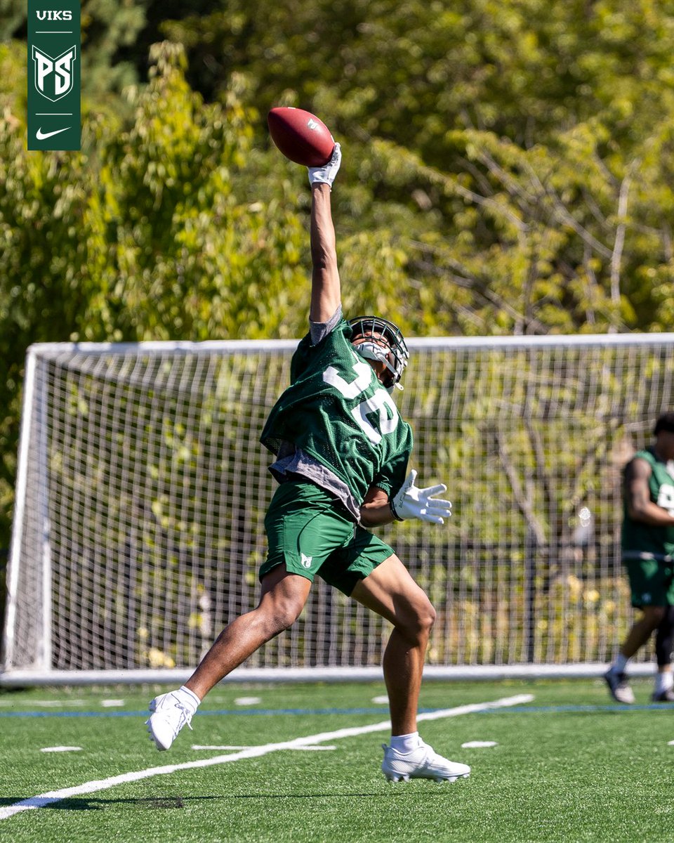 psuviksFB's tweet image. Football is 𝗕𝗔𝗖𝗞 😤

#GoViks | #DefendTheShip