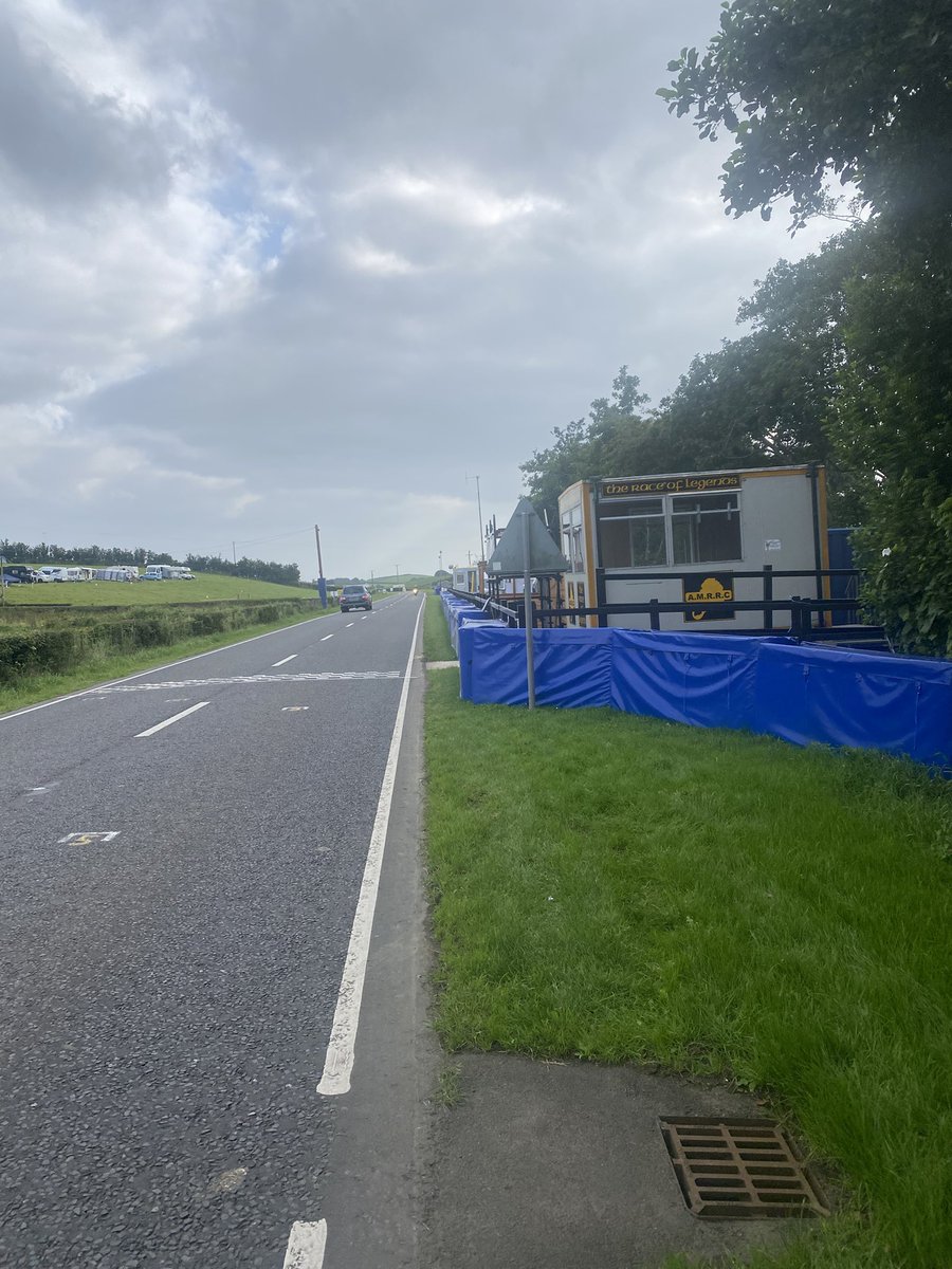 jtaddy93's tweet image. Finally after years of being asked and trying to get over. I am at Armoy Road Races. Setup is superb. Fingers crossed the event is a good one for all. #amrrc