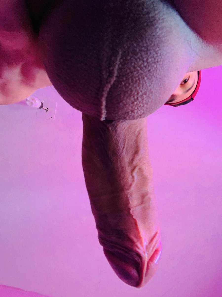 Alguien que quiera chupar mi cul1t0 y mi v3rg4 ? 💸💲😈🥵