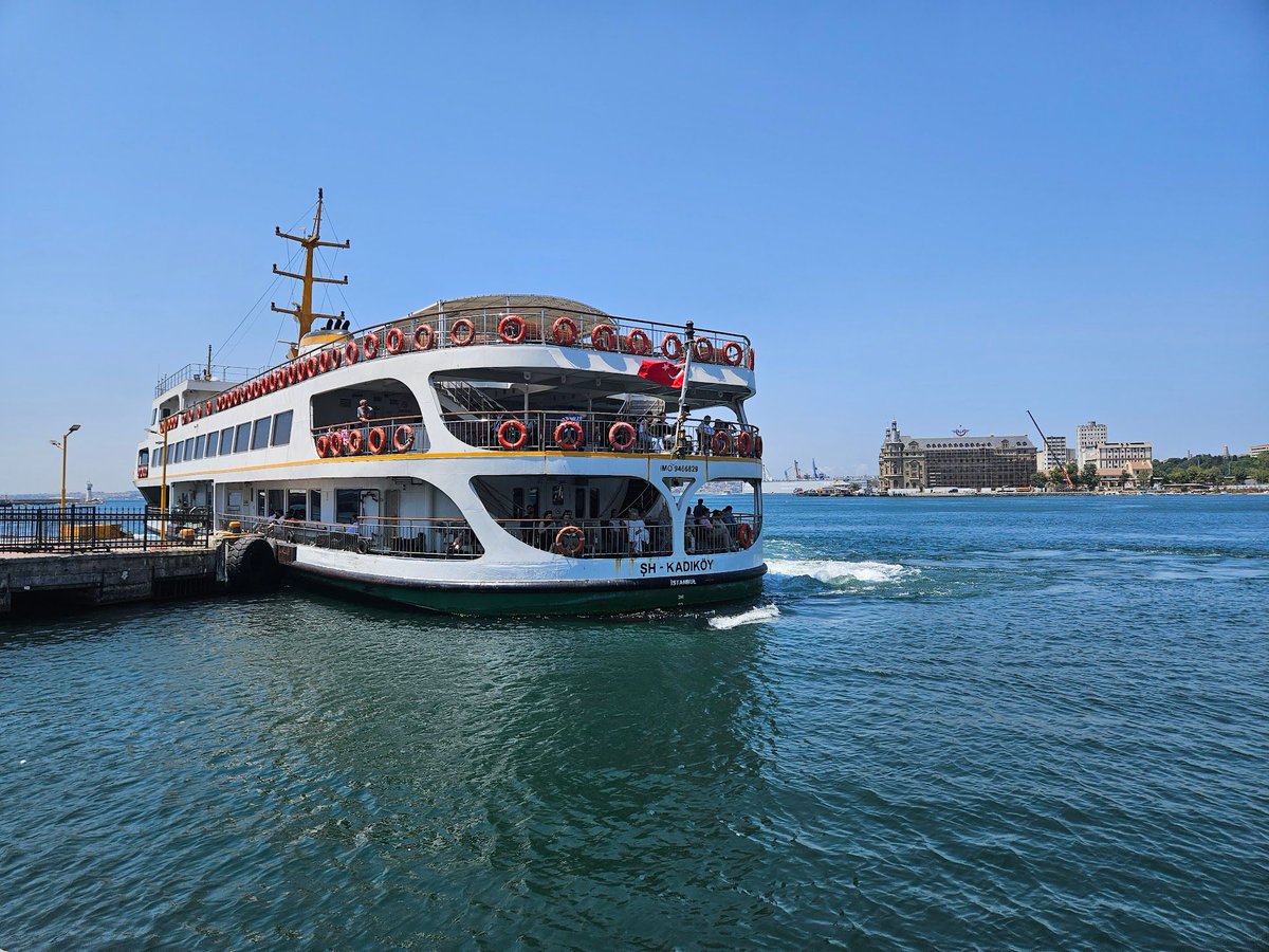 superalbs's tweet image. The beauty of İstanbul Haydarpaşa station, seen from a passing ferry. This iconic station was closed 12 years ago with the arrival of the Marmaray tunnel, leaving the high-speed trains terminating at İstanbul Söğütlüçeşme. Let's hope it opens back up soon... ☹️