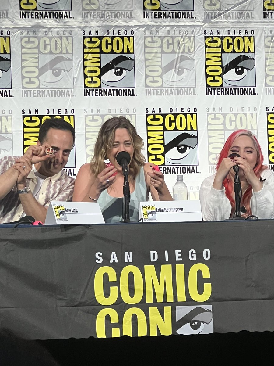 most_def's tweet image. “They’re supposed to do this.” - Hazbin Hotel #SDCC