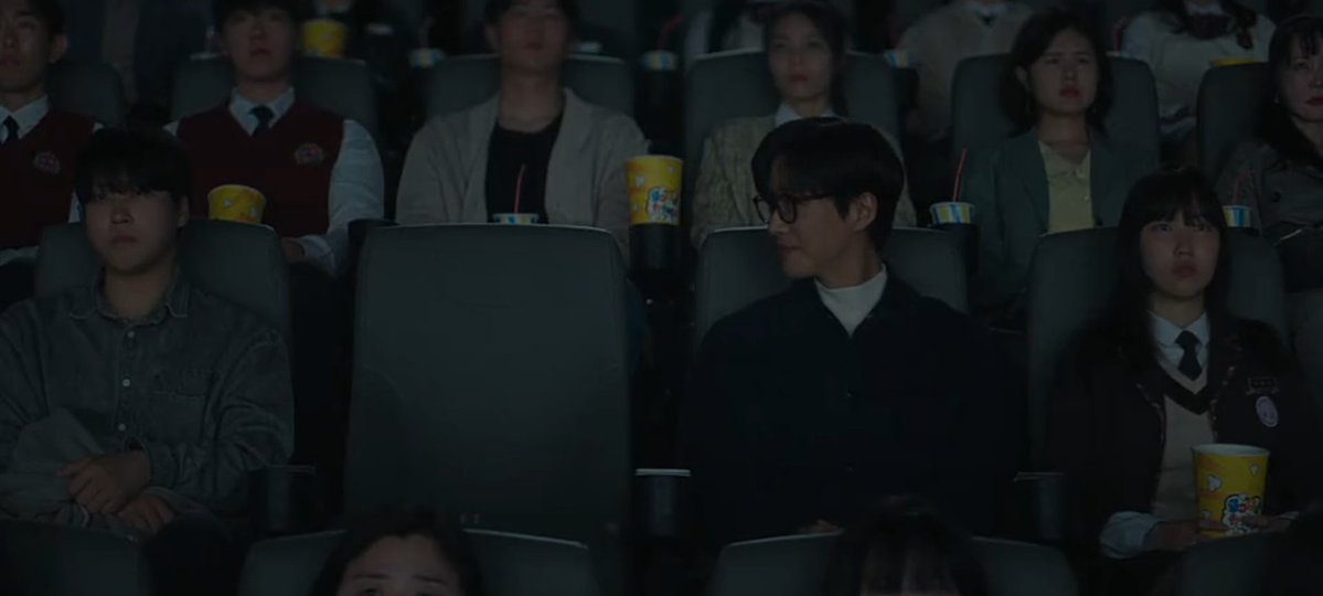 zivaa__a's tweet image. i had all
then most of you
some and now
NONE OF YOU :(
-#OurMovie