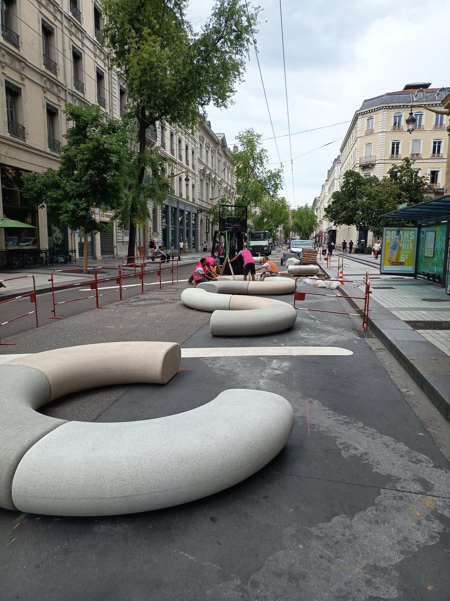 L’urbanisme selon les Écologistes.

Vivement que nous remettions notre ville en état. #Municipales2026