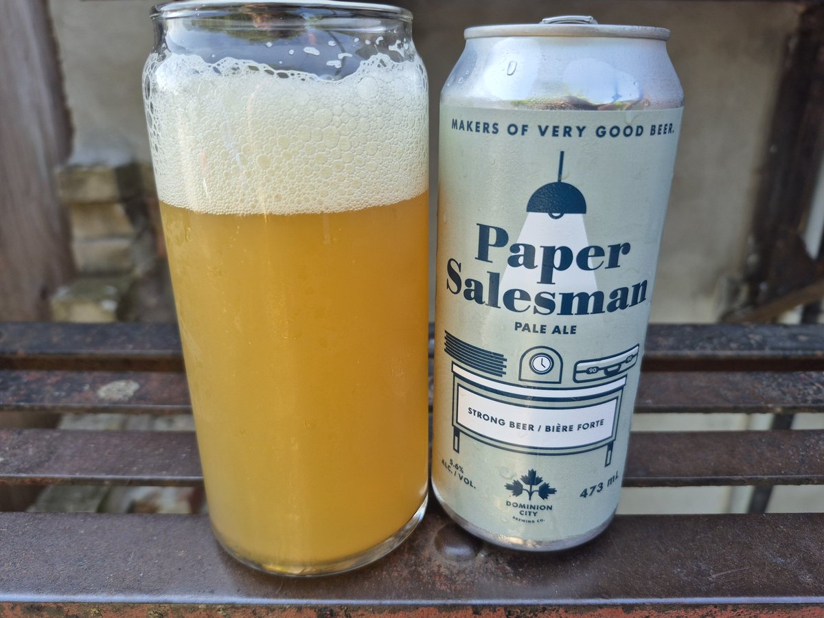 IN THIS KIND OF HEAT... I'm more inclined towards the Pale Ales and lagers/pilsners than the IPAs. Haven't had this since Joel got it years ago for me. From Dominion City Brewing (my favourite Ottawa brewery) comes Paper Salesman Pale Ale. At 5.6%, big citrus and orange. Beauty!