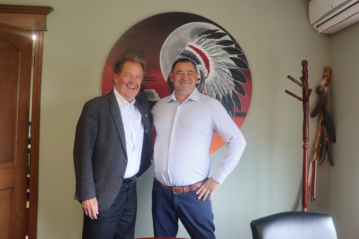GeorgePirieMPP's tweet image. I want to thank Chief Rick Allen for meeting with me and for his hospitality in showing me the great arena project in his community.
I appreciated the opportunity to have a meaningful conversation, find common ground, and discuss how we can work together on economic…