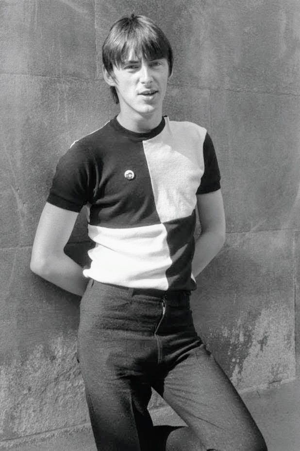 AlMazza64VG's tweet image. Domani ore 11
@RadioQuar news.radioquar.com
Finalmente è venerdì
Mod
Paul Weller