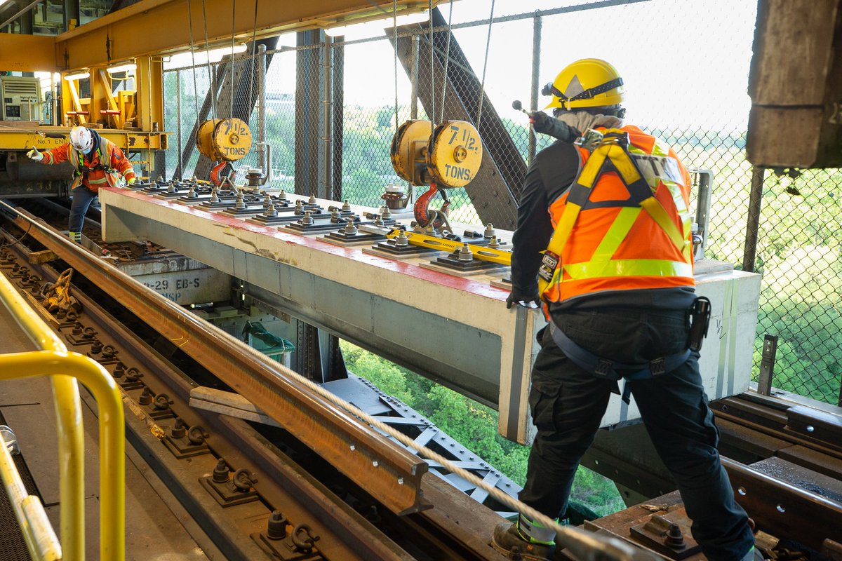 On Saturday and Sunday, #TTC crews will conduct essential subway maintenance at various locations throughout the network to ensure long-term system reliability. This includes full-weekend track and station upgrades on Line 1, and track and cable work on Line 2 (Saturday only)
As