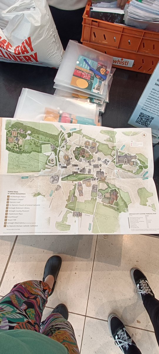 FreeToWrite2024's tweet image. We popped down to the The Market Place Theatre & Arts Centre today! Look at these beautiful, illustrated maps for our JHISS Bursary awardees and FTWers!
Time to explore Ard Mhacha! 😍😍
@The_JHS @PENIreland @visit_armagh