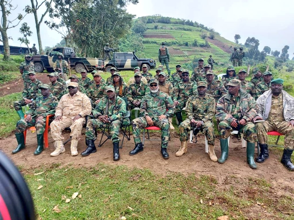 RDC_Times's tweet image. Voici ces compatriotes qui ont effacé dans l'esprit de FÉLIX TSHILOMBO TSHISEKEDI l'eprit du changement de la constitution pour se maintenir au pouvoir au-delà de 2028.
Nos héros.