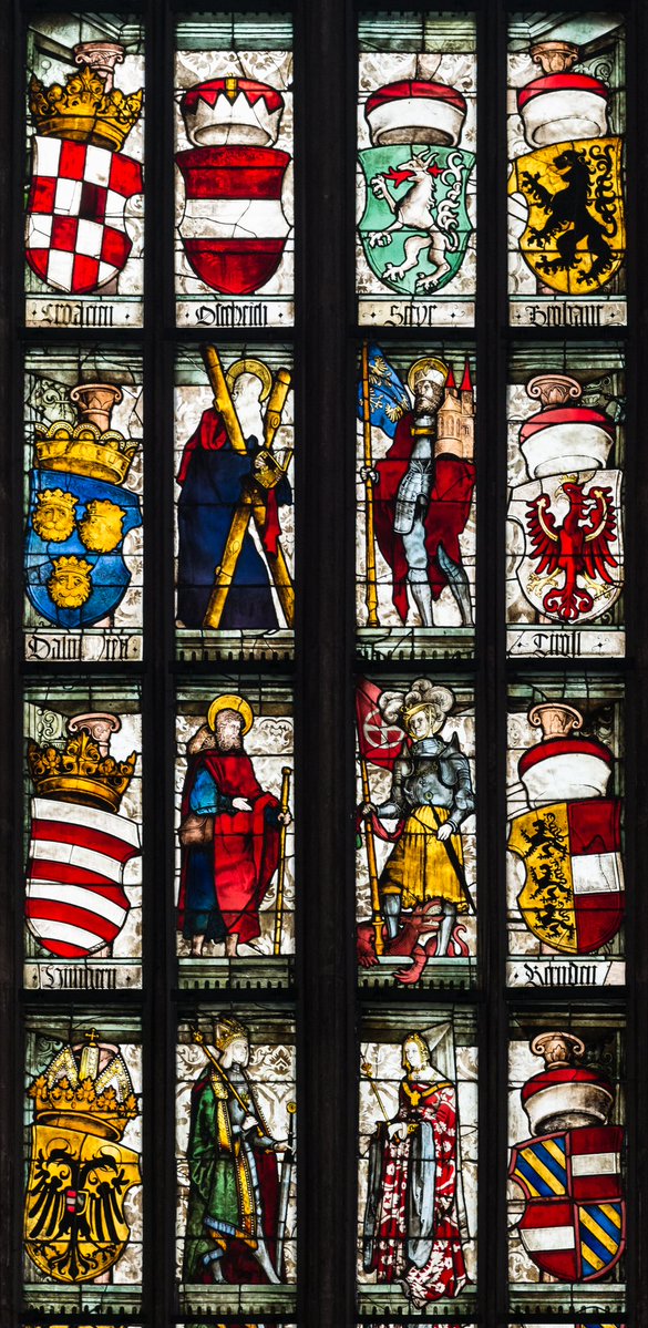 Krabath1's tweet image. Emperor’s Window (detail)
St. Sebaldus Church, Nuremberg, Bavaria 🇩🇪
Veit Hirschvogel, based on drafts by Albrecht Dürer, 1514.
(Bavarian Baudenkmal)