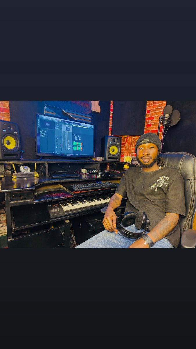 DirWoja60635's tweet photo. I promise my next song Mabi Akder Ana will shake the entire country.🫡

New Music Soon . https://t.co/TeEMGMsbCJ