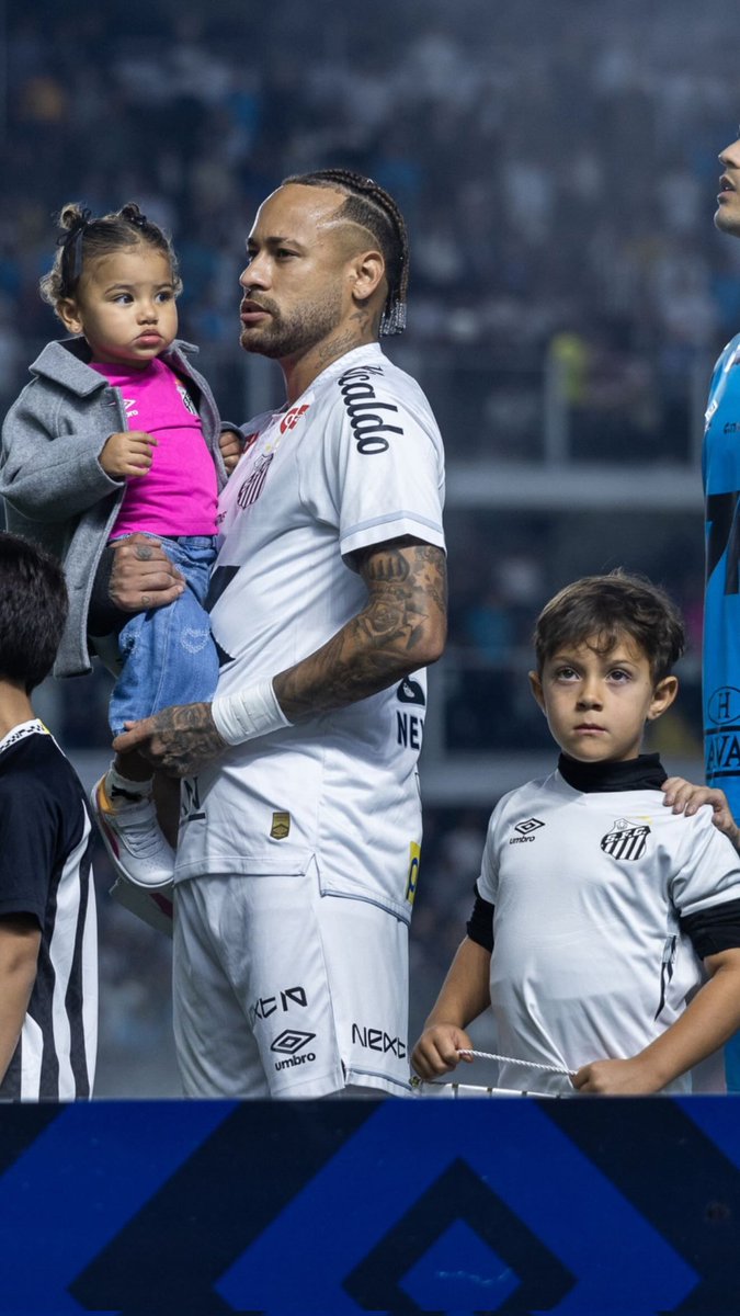 Whitewolfll's tweet image. 🤍🖤😍