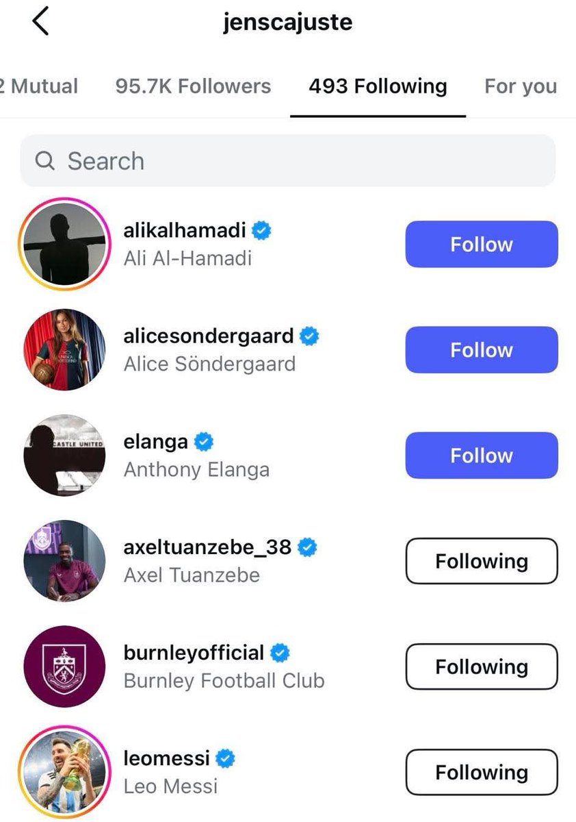 Nathan__Gerrard's tweet image. Jens Cajuste has followed Burnley on instagram
Important to note he only follows clubs that he’s played for so could be a big indicator that we’ve managed to sign him
Various reports dating back a while on Cajuste so he’s clearly someone the clubs been keen on
#twitterclarets