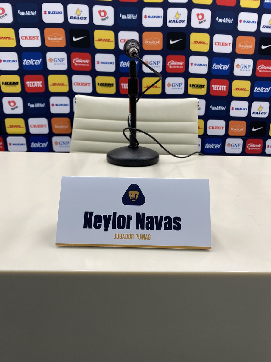 Keylor Navas al enterarse de que Pumas no ha sido campeón desde 2011.