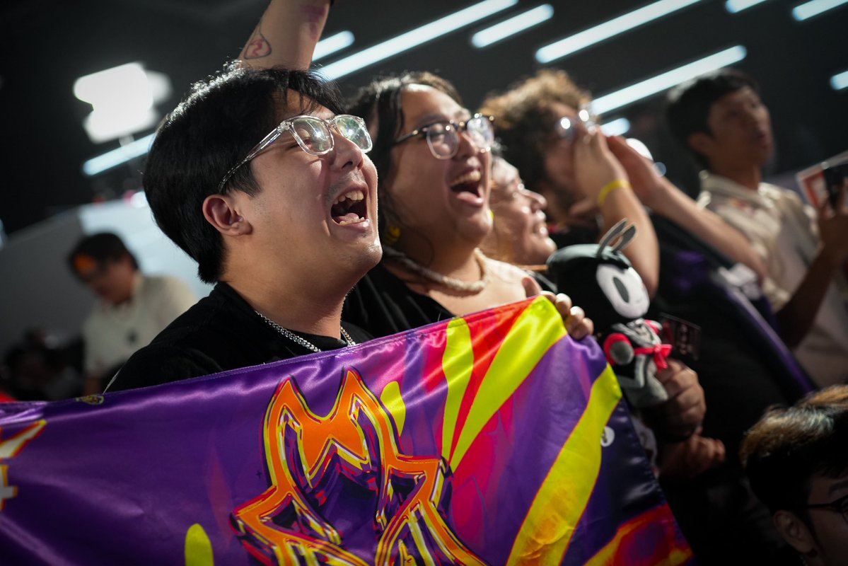 K3vin_L1N's tweet image. Not just an army … the @G2ARMY @G2STANS @G2esports 

#VCTAmericas #RiotGames