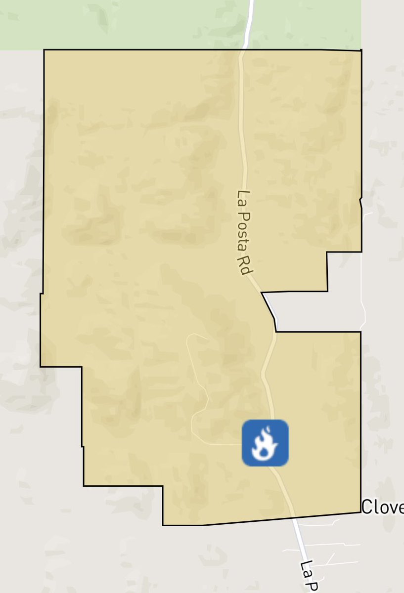 SDSheriff's tweet image. #PostaFire A brush fire is burning off La Posta Road north of the community of Campo.
An EVACUATION WARNING is in place for the shaded area in yellow shown in the maps below. Be prepared to evacuate should conditions change.
If you feel you are in danger, GO!
To see maps of…