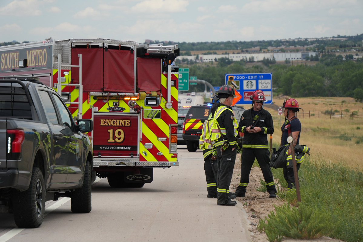 SouthMetroPIO's tweet image. SMFR, @jeffcosheriffco @WestMetroFire and @CSP_News are working a single vehicle rollover accident Eastbound C-470 just east of Wadsworth Blvd.  Multiple lanes of C-470 eastbound are closed.