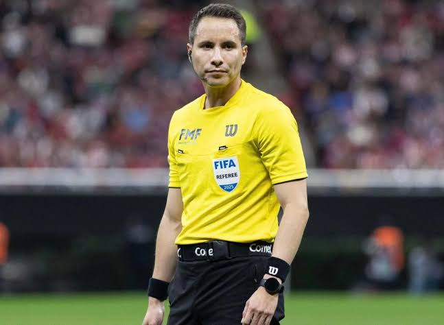 GuzmanGasso's tweet image. EL ÁRBITRO CENTRAL del @ClubNecaxa vs @ClubAmerica será...
¡RAFAEL LÓPEZ VALLE!
🔍🇲🇽🥅🏟📝
🖥 En el #VAR lo apoyará Amairany García.