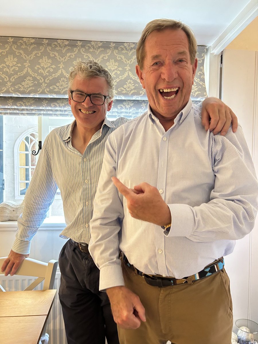tommoracing's tweet image. A great morning spent with Marcus Armytage being interviewed for @Telegraph to be featured this weekend. Incredible to think such a brilliant writer was also a top class jockey winning The Grand National as an amateur in 1990 on Mr Frisk - he still rides out to this day!