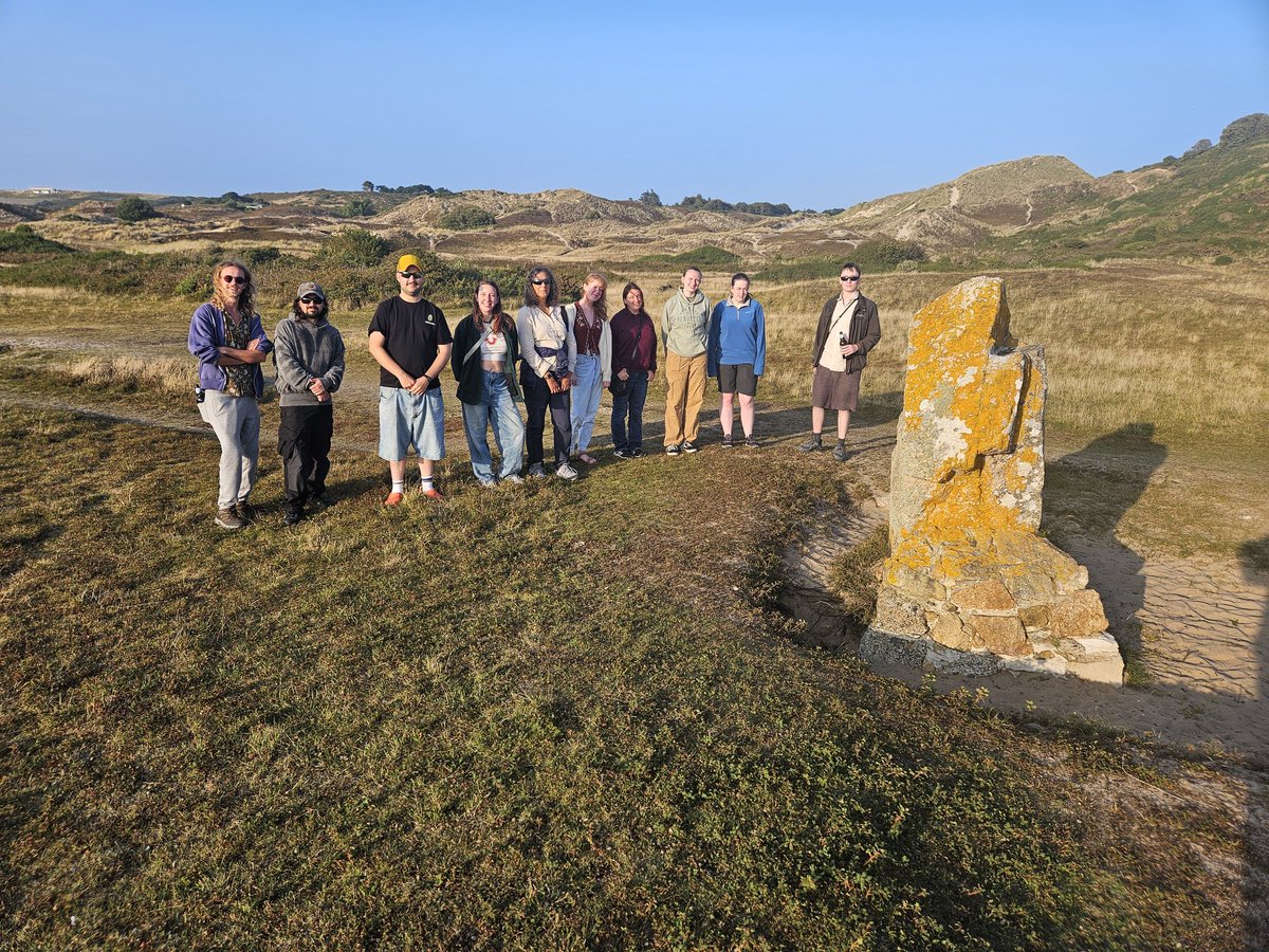 MatthewPope's tweet image. It was Dolmens at Dusk night for us and our @UCLarchaeology students. So special to journey through the west coast prehistoric landscape as the sun sets and shadows older than time gather.