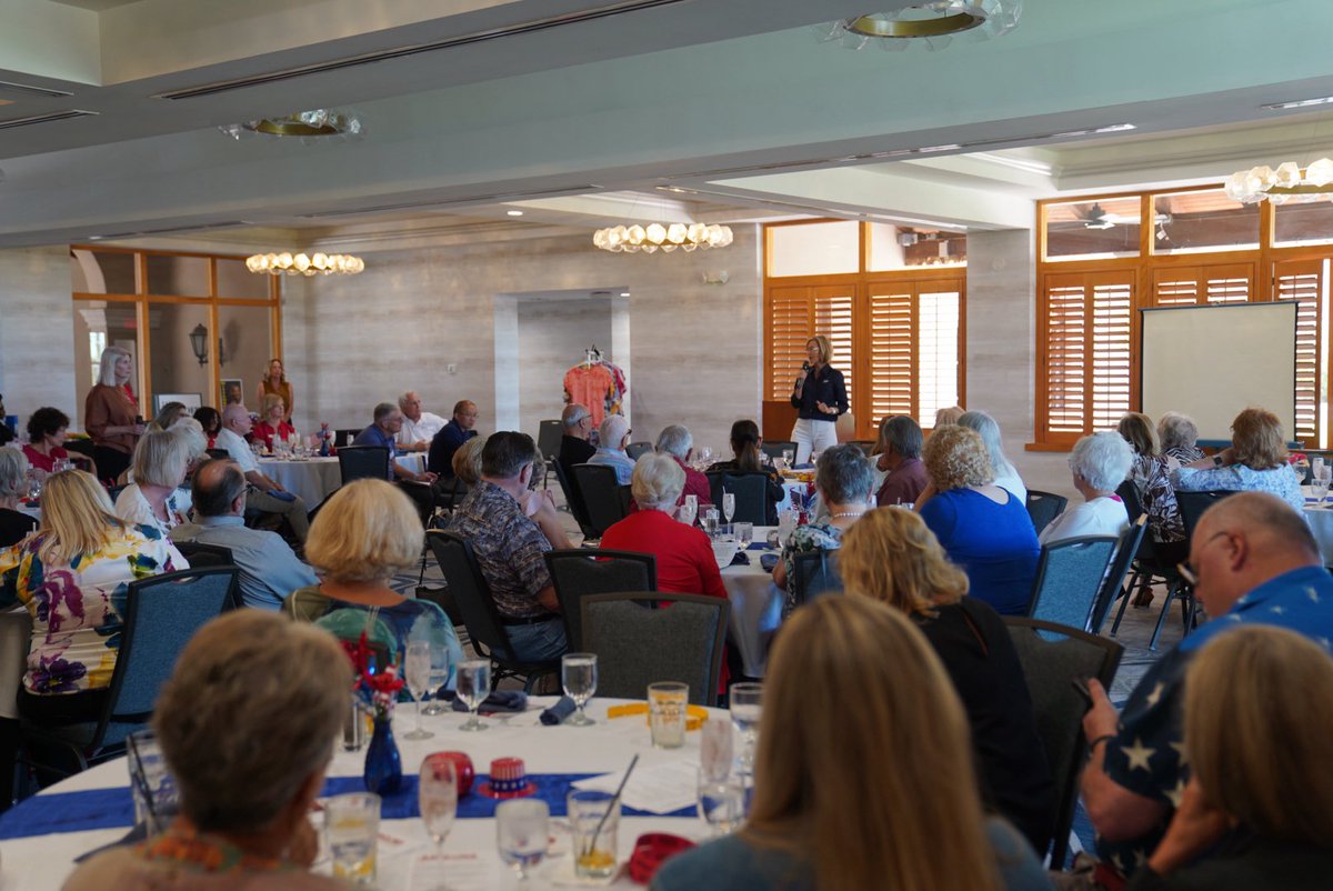 KTaylorRobson's tweet image. Glad I could join the Pima County Republican Women’s Club for lunch today in Tucson!