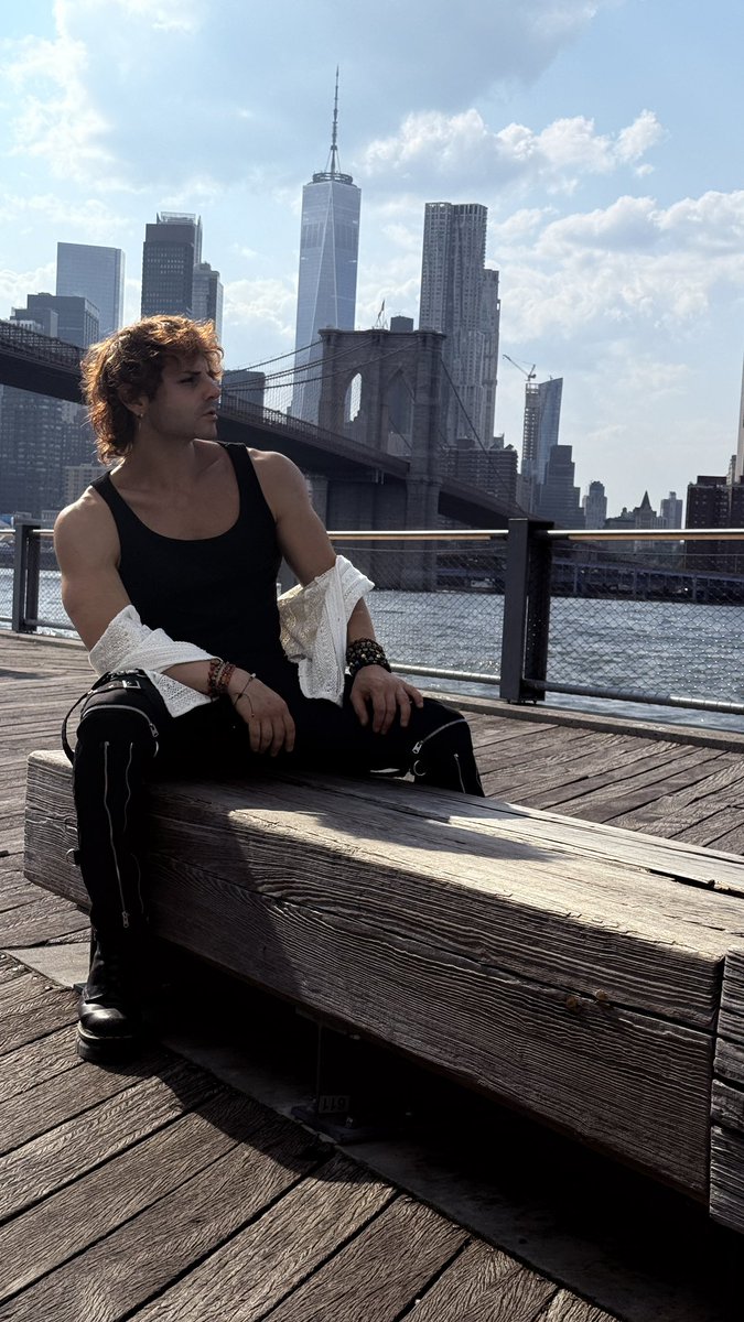 Taryn_Cosplay's tweet image. TYSM NYC ❤️ I always underestimated U 🙏
After a week spent in the East coast to attend ConnectiCon and enjoy NYC, it&apos;s time to be back home and leave already for the next adventure! ✈️ 
See you soon this week at #HoYoFest Indonesia! 🫶