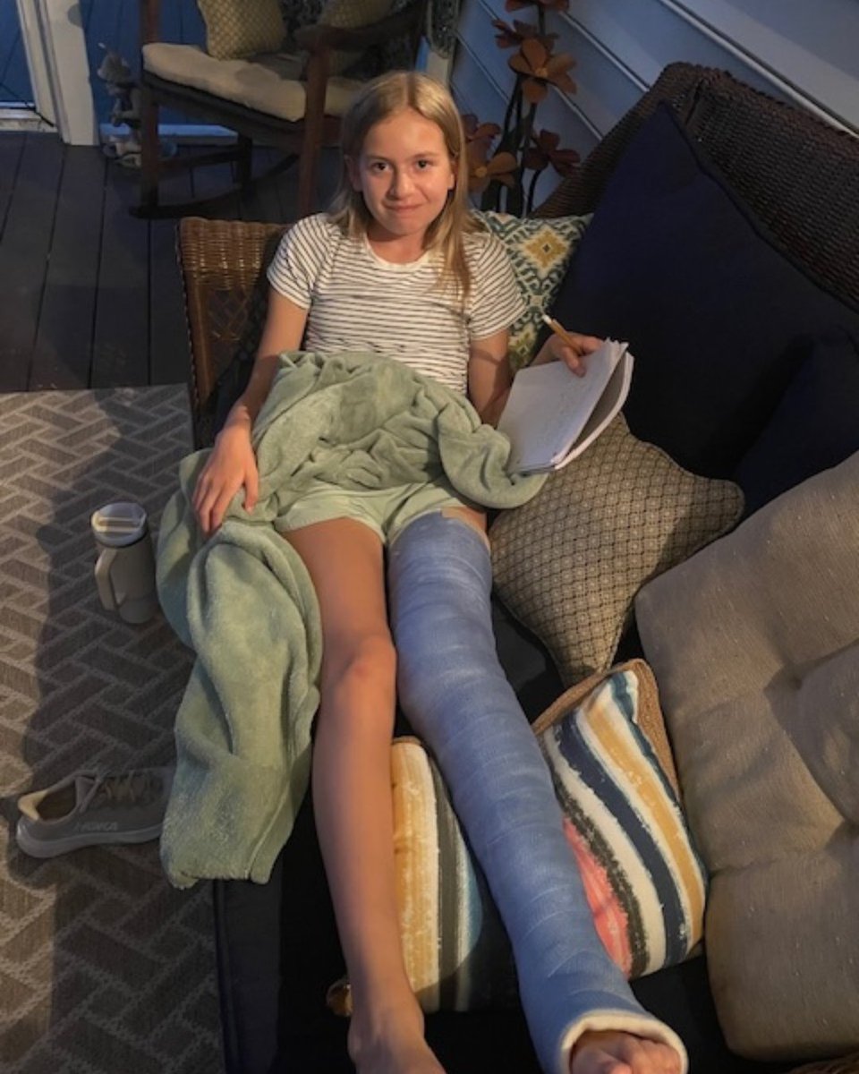 Nemours's tweet image. Rayne was heartbroken to miss of summer of volleyball after a fracturing her tibia. But thanks to Nemours and the support of Ashley Tucker, PA-C, she came back stronger! Today, she's fully healed and even playing on an advanced team! Read her story: bit.ly/3HwIl1r