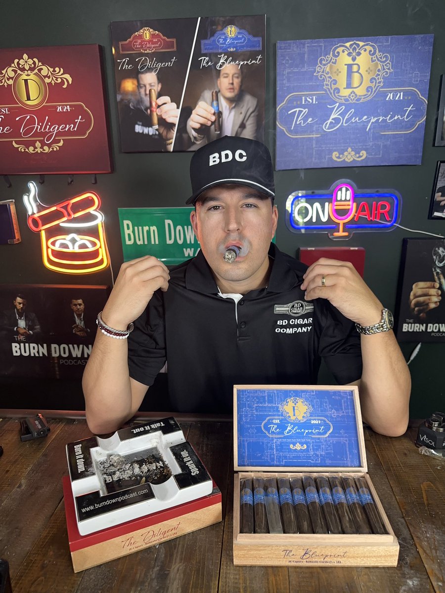 burndownpodcast's tweet photo. It’s Cigar O’Clock brought to you by The Blueprint & BD Cigar Company! #bdcigars
#bdcigarcompany #blueprintcigar https://t.co/9KoXyr72mk