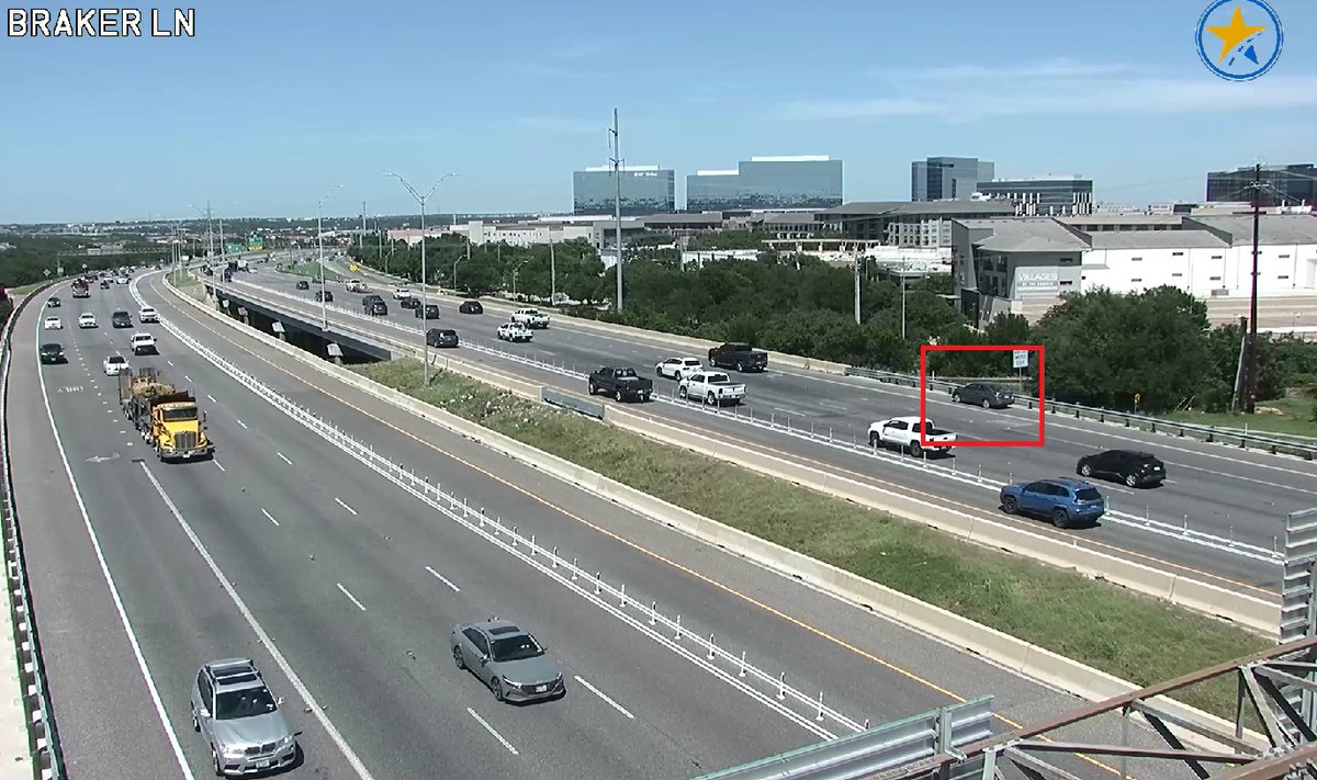 RMATIMCenter's tweet image. Stalled vehicle N MoPac Expy NB after Braker Ln Right shoulder blocked. #ATXtraffic