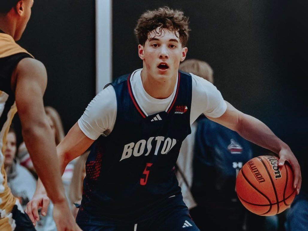 POBScout's tweet image. 2028 6'5 Derek Swartz
#PhenomHoops @dswartz2028
Offers: Georgetown, Oklahoma State
Game Description: "I love getting downhill. I’m good on the catch and shoot, and I have a good handle." Swartz is one to watch in 2028 as he presents good size and skill, and has shown that he…