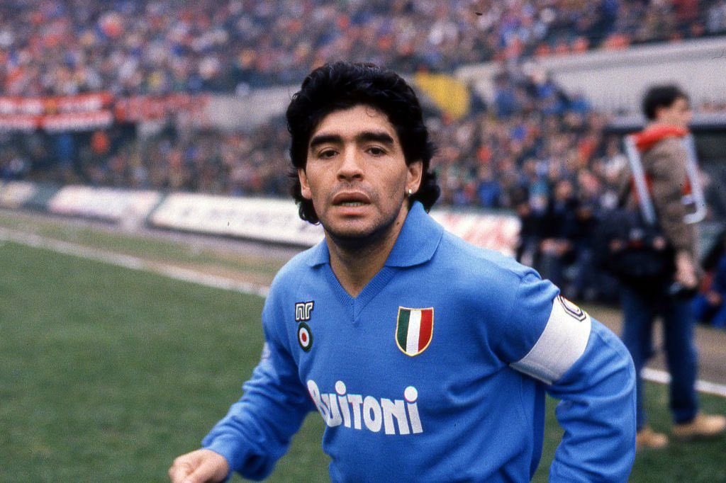 El capitán del Napoli
<a href="/sscnapoliES/">Oficial SSC Napoli</a>