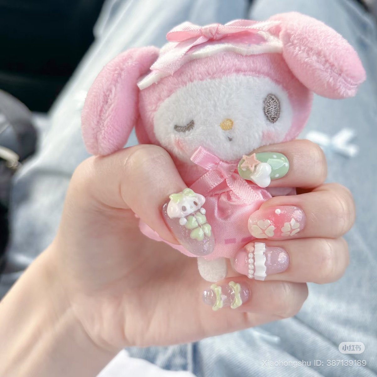 piinkimi_'s tweet photo. my melody nails https://t.co/sVGj2jR4DS