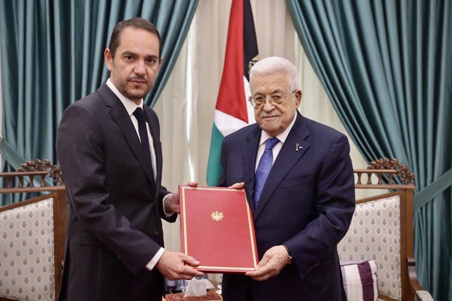 AD10O's tweet image. نص رسالة #ماكرون إلى الرئيس الفلسطيني محمود عباس بشأن اعتراف #فرنسا الكامل بدولة #فلسطين في سبتمبر المقبل .
#Palestine