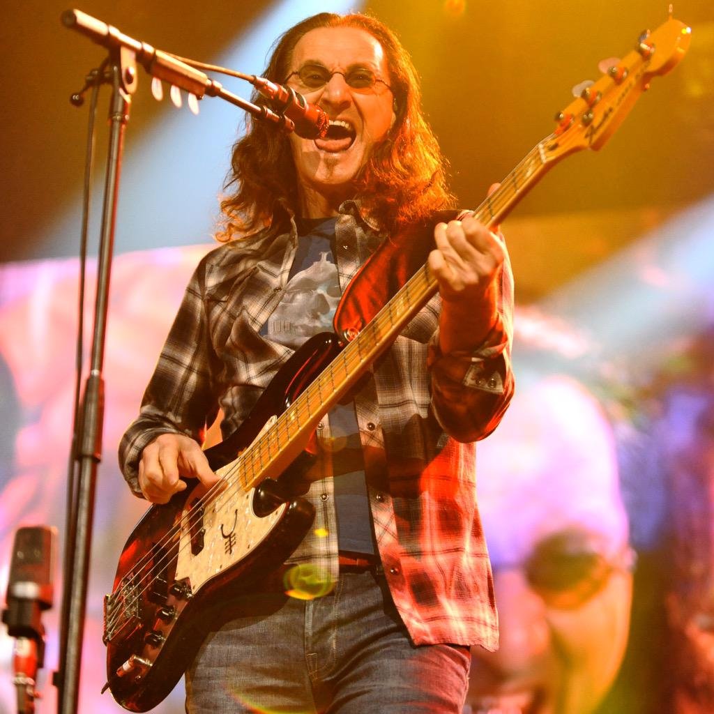 rushisaband's tweet image. 10 years ago today, on July 27, 2015 - #Rush plays their third-to-last show of the &quot;R40 Live&quot; tour (and of their career) at the US Airways Center in Phoenix, AZ cygnus-x1.net/links/rush/con…