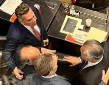 alexperezcorzo's tweet image. ¿Cómo se le llama al subordinado del
Mafioso?
Mafioso Jr? Pasante de mafioso? Aspirante a mafioso? Deputy mobster?…