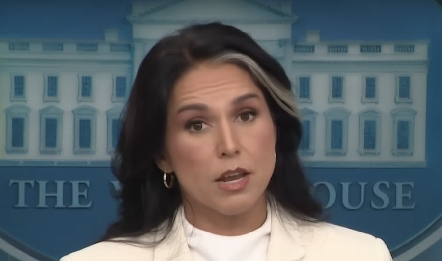 JoeSixPackShow's tweet image. Tulsi Gabbard’s Lie About Obama Committing ‘Treason’ Debunked by Fact Checkers, Eyewitness
newsvideoclip.com/tulsi-gabbards…
@DNIGabbard = falsely claims Obama admin said the Russians manipulated US voting machines, but the Obama admin never said that