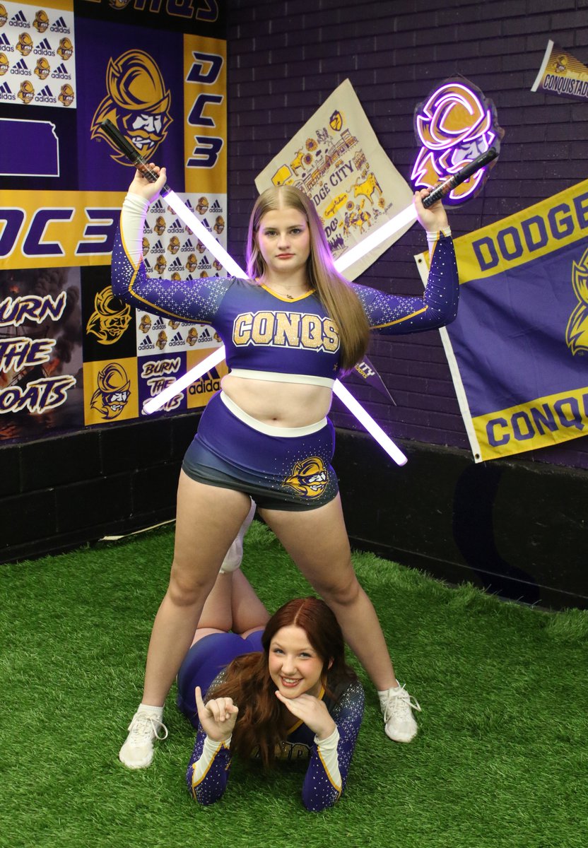 GoConqs's tweet image. 📣Spirit Squad📣
Pose for the📸...Conqs Cheer squad got in front of the📸for media day as they are back & gearing up for camp #GoConqs #BurnTheBoats
👀Check out some pics📸from media day