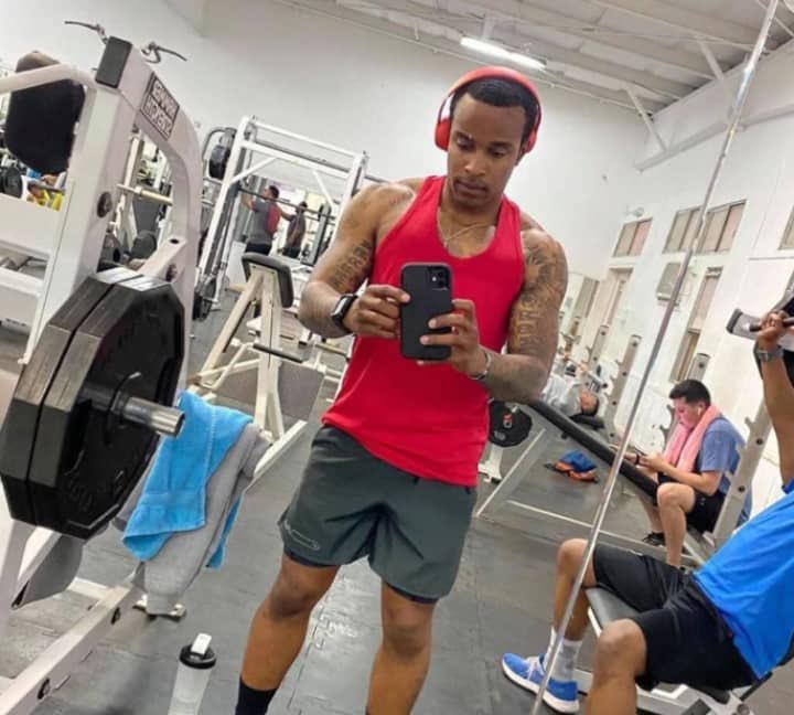 At the gym working on my body