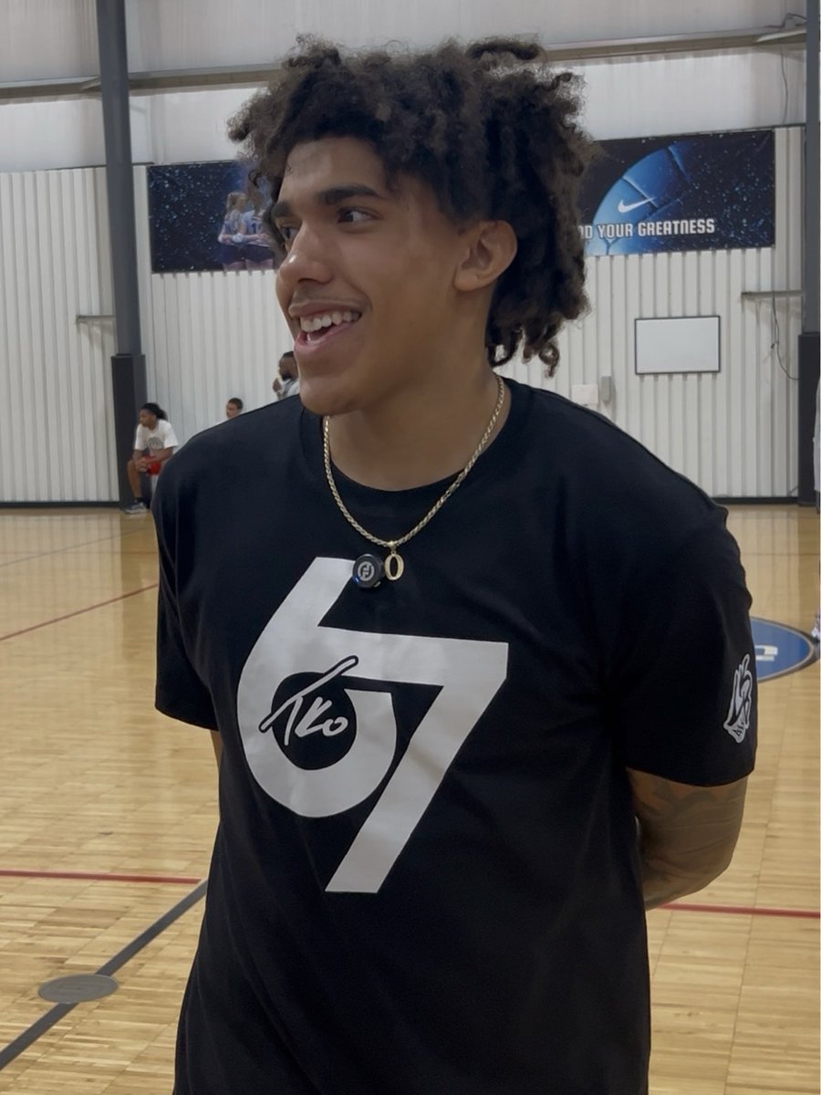Linknky's tweet image. Former Newport standout Taylen Kinney is back home hosting a camp at Town and Country Sports Complex in Wilder.
We caught up with the five-star recruit on what it's been like to give back, when his college decision will come and what else is in store.
linknky.com/sports/basketb…