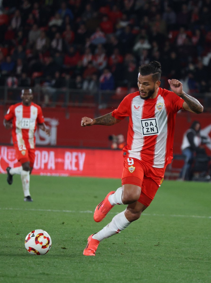 Javigoon_'s tweet image. 📊 DATO | Las ventas más caras de la historia de Segunda:
🥇 Darwin Núñez (34M)
🥈 Pedri (23M)
🥉 Hasselbaink (22.5M)
4️⃣ Luis Javier Suárez (20M)
Si se cumplen todas las variables del colombiano (5M), el Almería completaría los dos traspasos más caros de la historia de 2ª